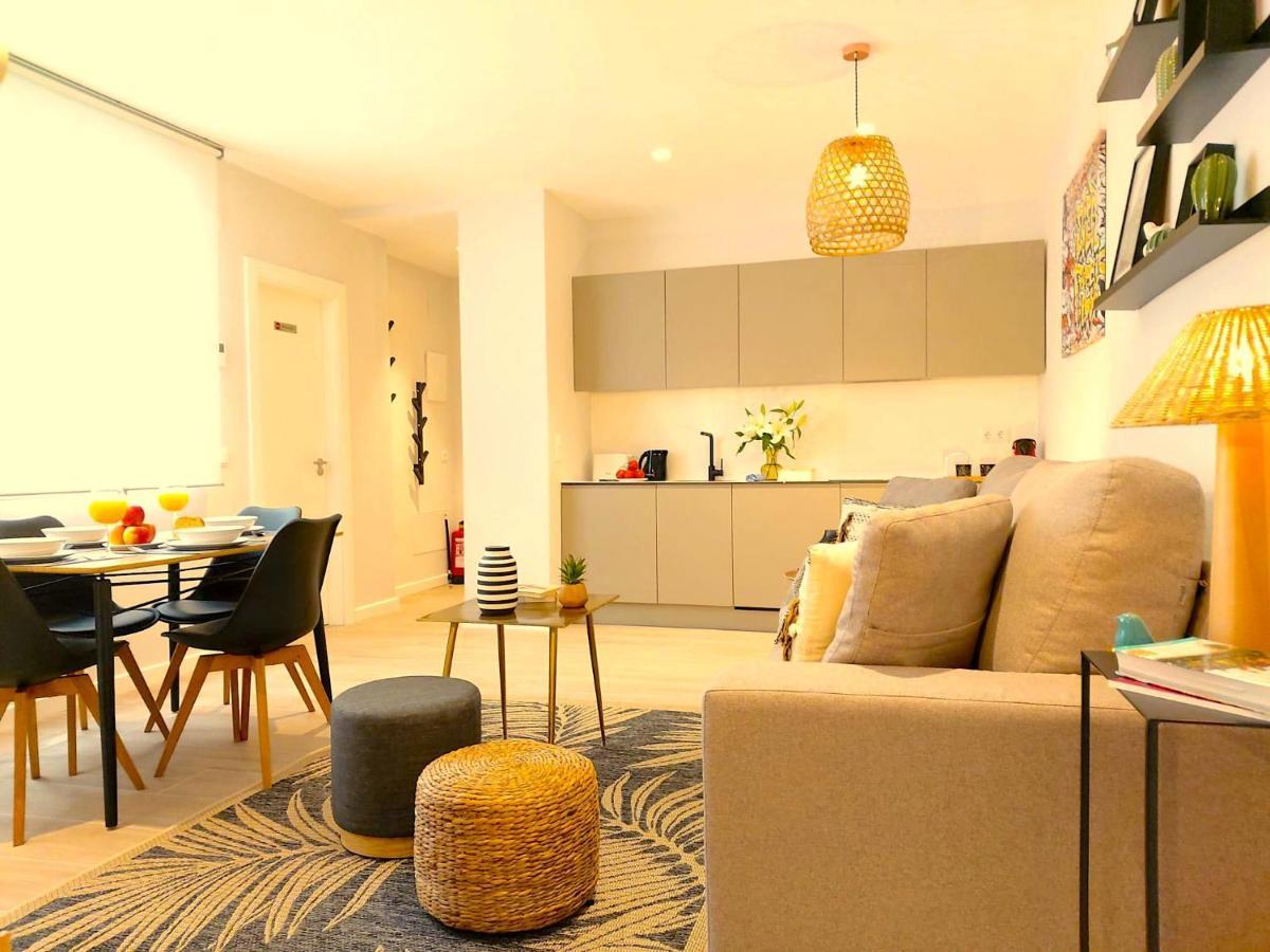 Apartamento Nuevo Y Reformado Al Lado De La Gran Via Madrilena Exterior foto